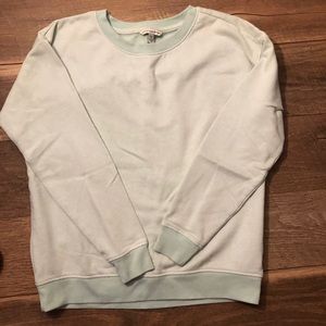 Pull over sweatshirt